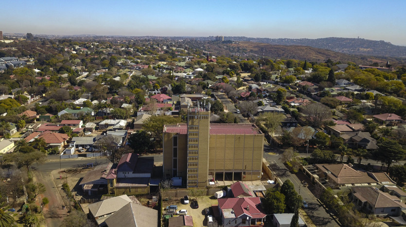 TELKOM PORTFOLIO: Multi-level Block Property Images