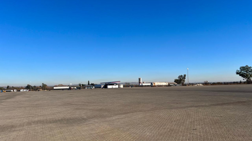 TELKOM PORTFOLIO: Huge Track of Land for Logistics or Development between Johannesburg and Pretoria Property Images