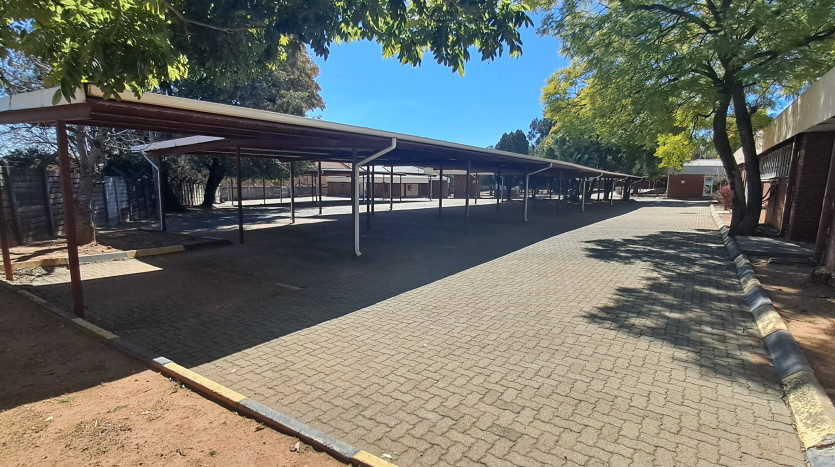 TELKOM PORTFOLIO: Prestigious Land Parcel for Redevelopment, Blackheath, Johannesburg Property Images