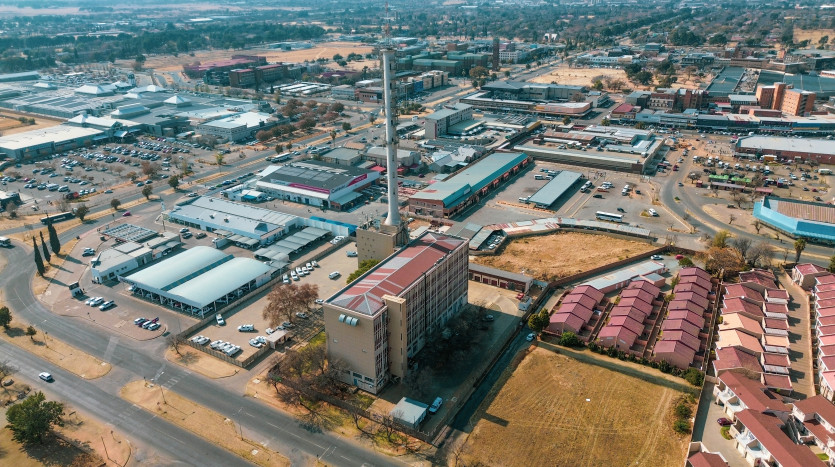 TELKOM PORTFOLIO: Commercial Landmark Building with Telkom Tower Property Images