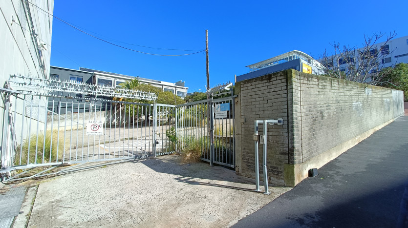TELKOM PORTFOLIO: Commercial Building in Cape Town Property Images