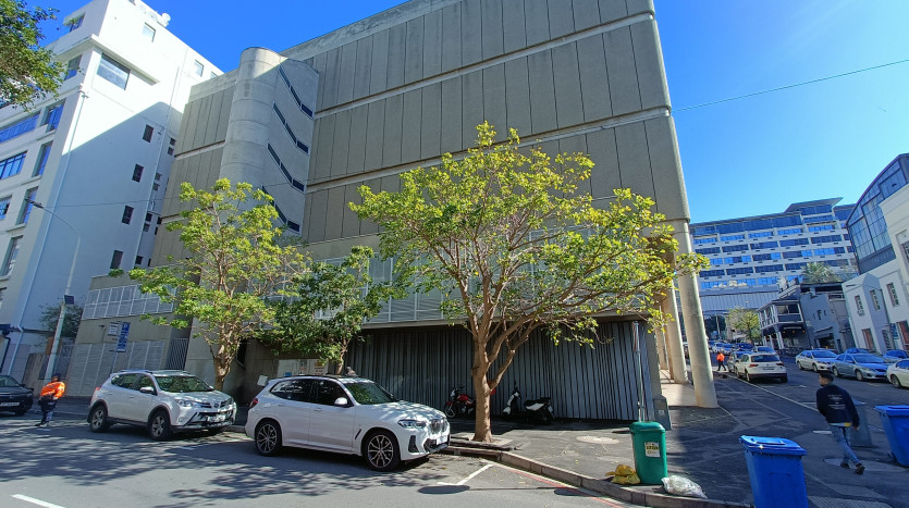 TELKOM PORTFOLIO: Commercial Building in Cape Town Property Images