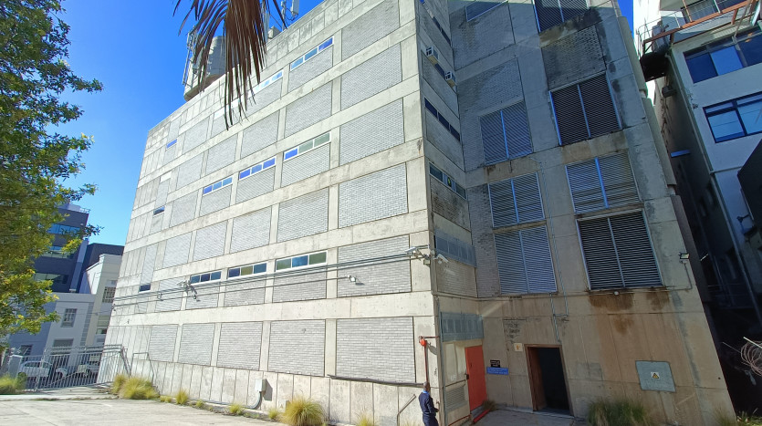 TELKOM PORTFOLIO: Commercial Building in Cape Town Property Images