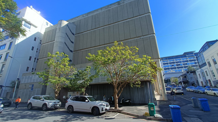 TELKOM PORTFOLIO: Commercial Building in Cape Town Property Images