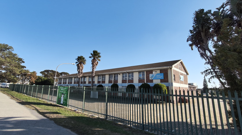 TELKOM PORTFOLIO: Versatile Commercial Opportunity Property Images