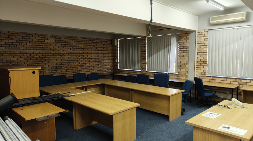 TELKOM PORTFOLIO: Versatile Commercial Opportunity Property Images