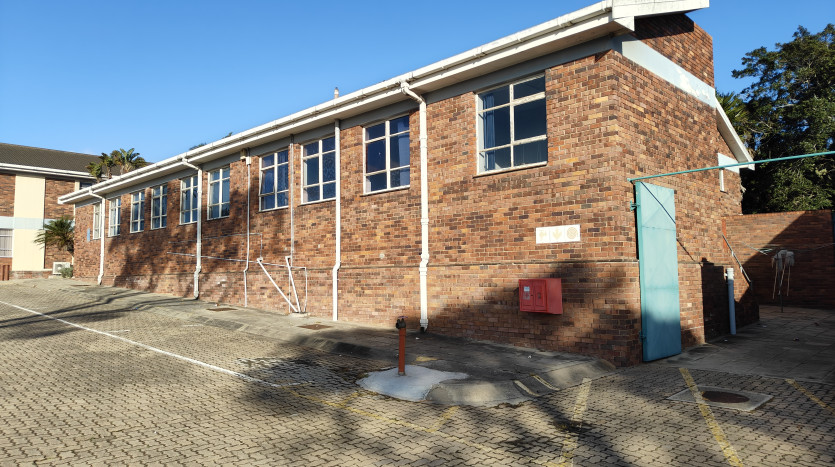 TELKOM PORTFOLIO: Versatile Commercial Opportunity Property Images