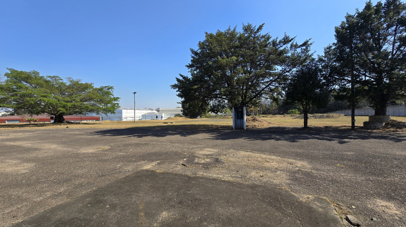 TELKOM PORTFOLIO: Massive Re-Development Property In New Germany Property Images