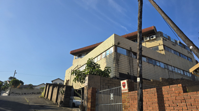 4 Storey Commercial Property ± 1km from Chatsworth Centre Property Images