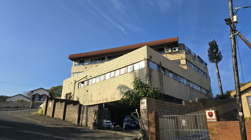 4 Storey Commercial Property ± 1km from Chatsworth Centre Property Images