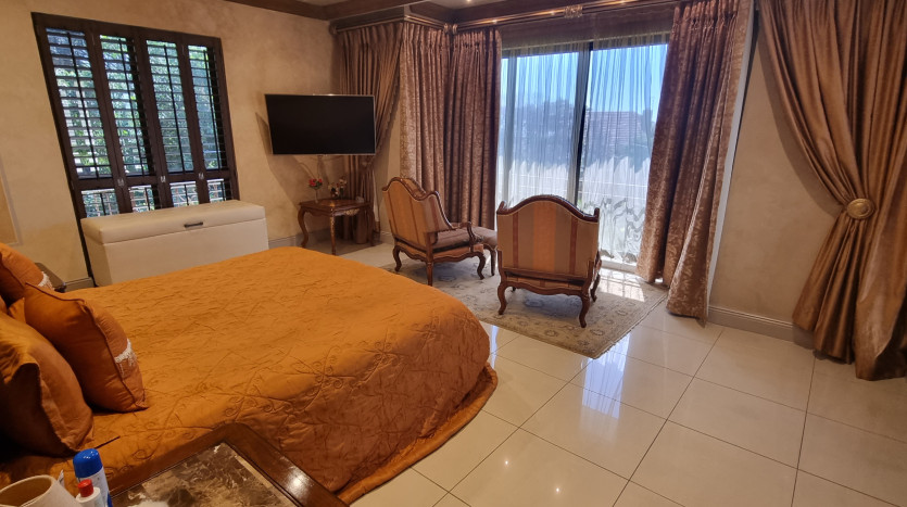 Executive & Secure Residential Unit In Durban North Property Images
