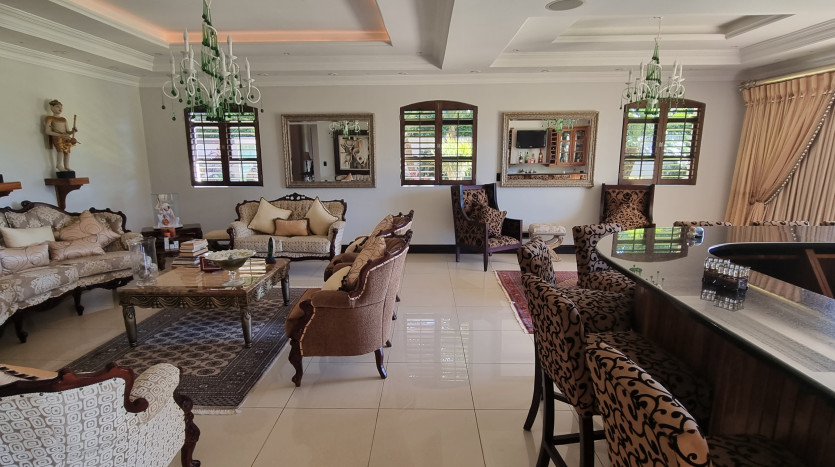 Executive & Secure Residential Unit In Durban North Property Images