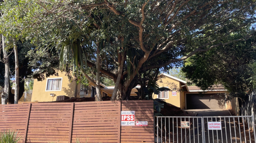 Stunning 4 Bedroom Residence, Sheffield Beach , Ballito Property Images