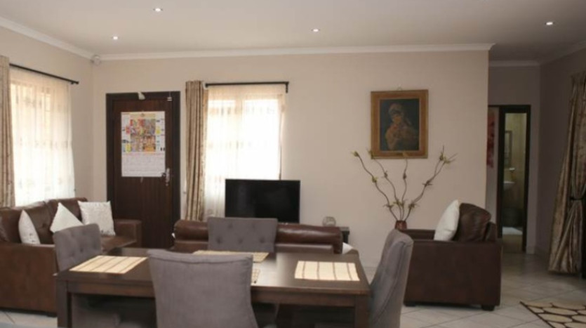 Stunning 4 Bedroom Residence, Sheffield Beach , Ballito Property Images