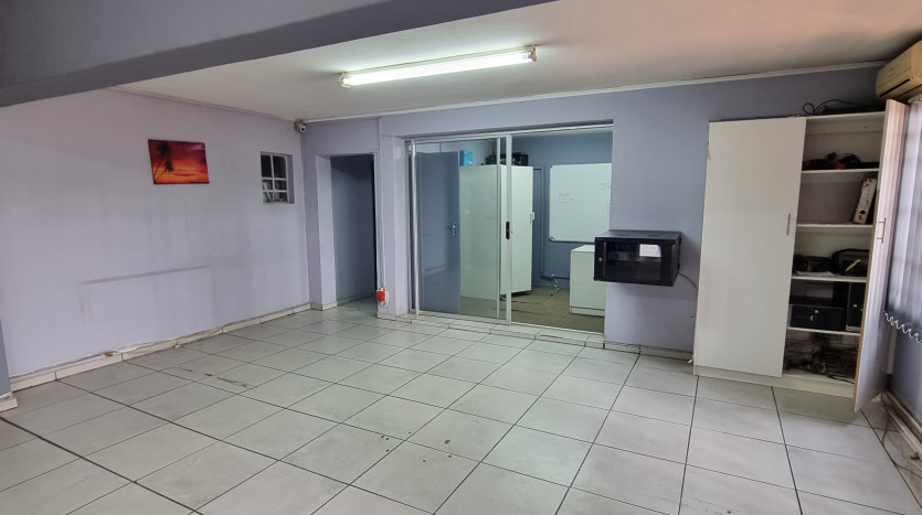 Manufacturing & Warehouse Facility In Howick, KZN Midlands Property Images