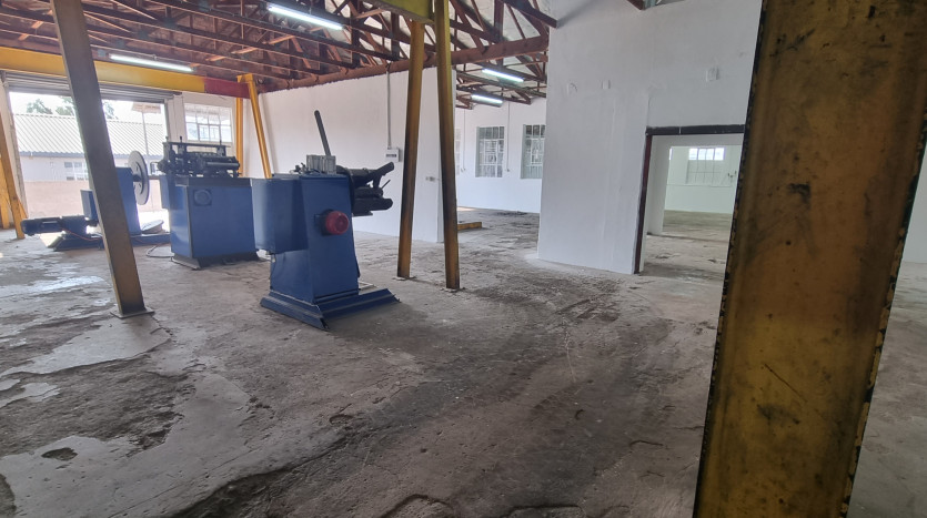 Strategic and Versatile Industrial Space In Howick, KZN Midlands Property Images