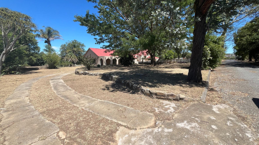 Large Development Site King William's Town Property Images