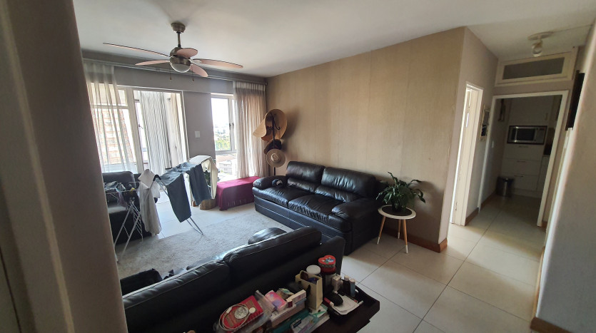 Beachfront Living Apartment on Auction Property Images