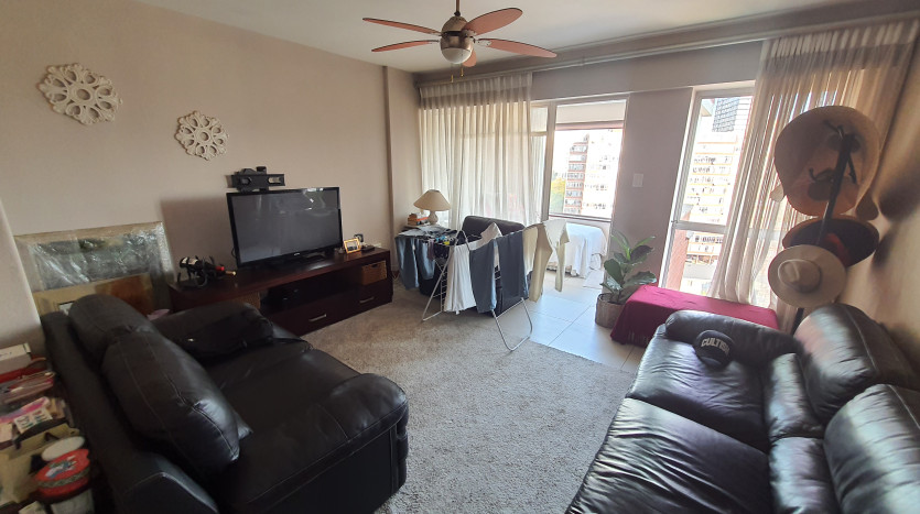 Beachfront Living Apartment on Auction Property Images