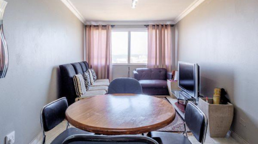 Harbour-View Apartment On Auction in Durban's Iconic John Ross House Property Images