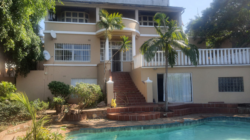 Family Home with Harbour Views Property Lead Image