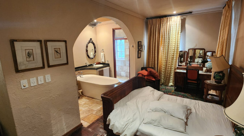 A Castle in Graskop Lowvelt, South Africa Property Images