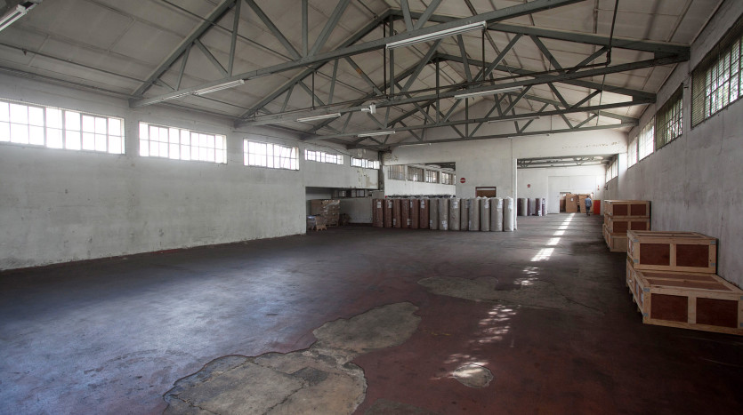 Commercial Industrial Facility Property Images
