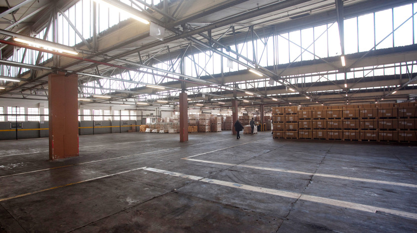 Commercial Industrial Facility Property Images