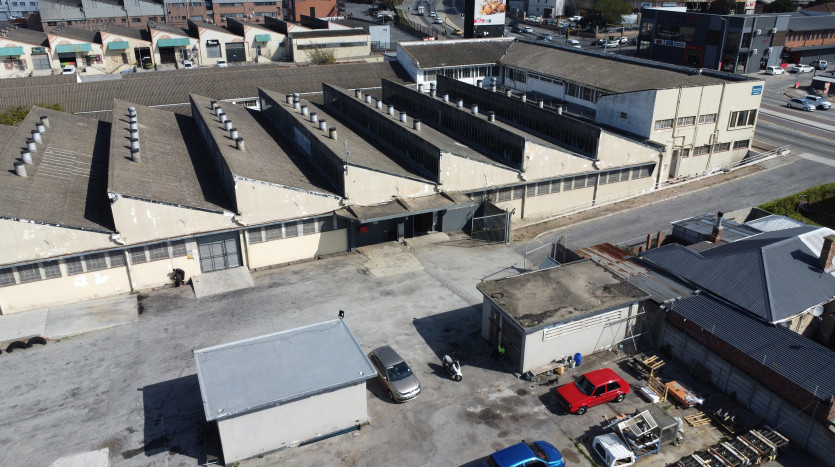 Commercial Industrial Facility Property Images