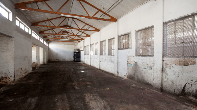 Commercial Industrial Facility Property Images