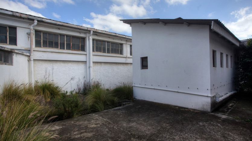 Commercial Industrial Facility Property Images