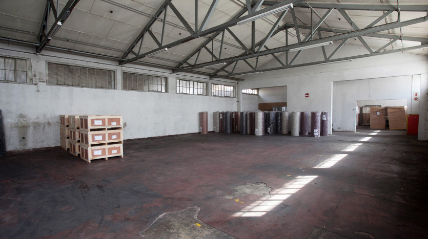 Commercial Industrial Facility Property Images