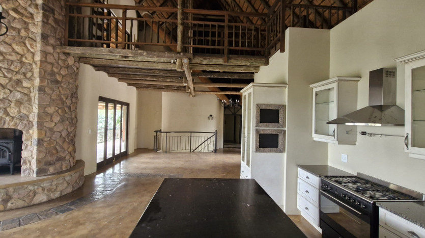 Family Home In Secure Estate Property Images