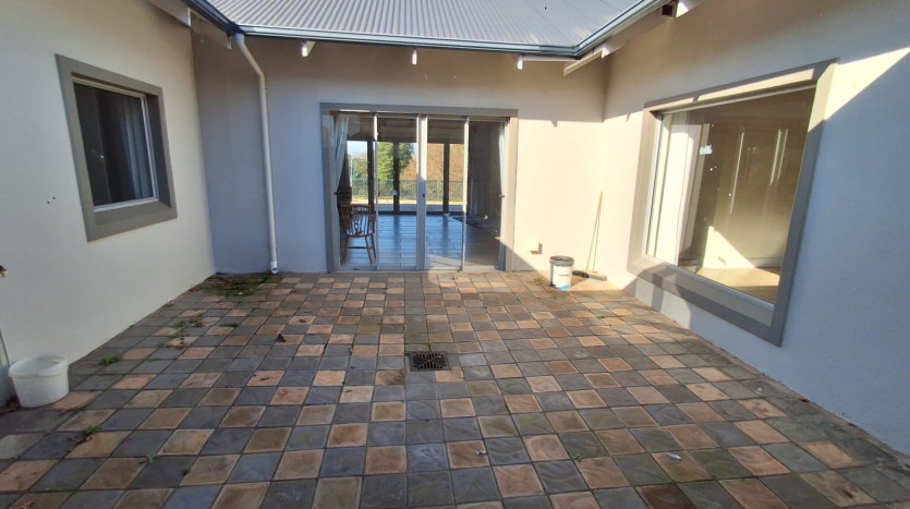 Lifestyle Property in Howick Development Zone Property Images