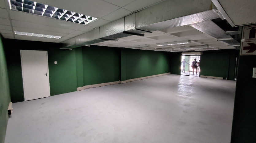 Mixed Use Commercial Property In Sherwood Property Images