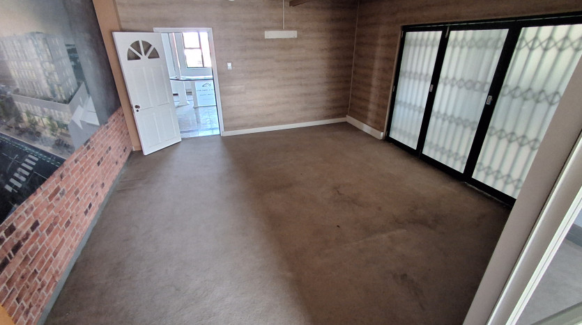 Mixed Use Commercial Property In Sherwood Property Images