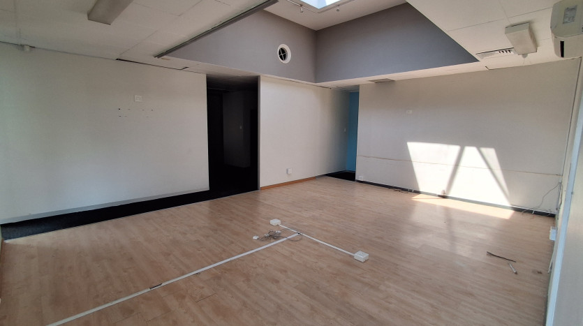Mixed Use Commercial Property In Sherwood Property Images