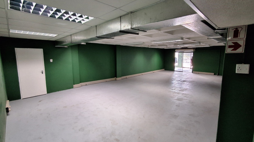 Mixed Use Commercial Property In Sherwood Property Images