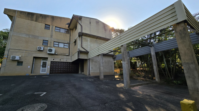 3 Storey Office Building In Westville Property Images