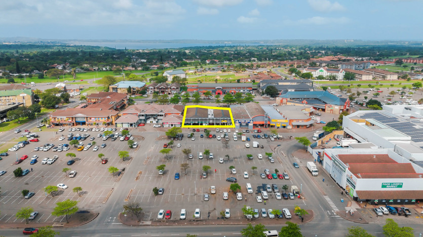Prime Retail Centre With Corporate Tenants In Richards Bay CBD Property Images