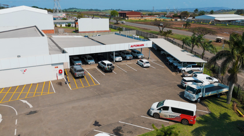 Triple Nett Lease With Blue Chip Tenant – Empangeni Motor And Truck Dealership Property Property Images