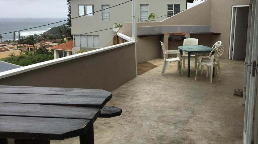 Large Sea View Property Shaka's Rock on Auction Property Images
