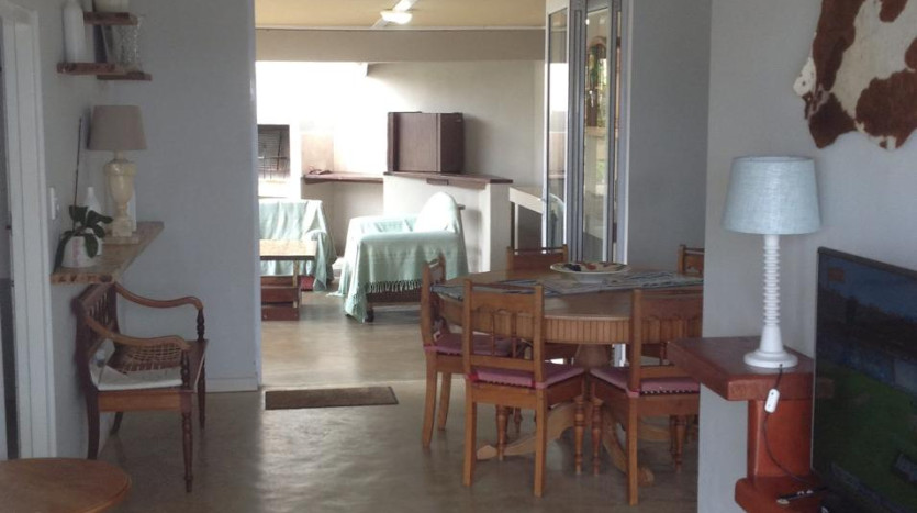 Large Sea View Property Shaka's Rock on Auction Property Images