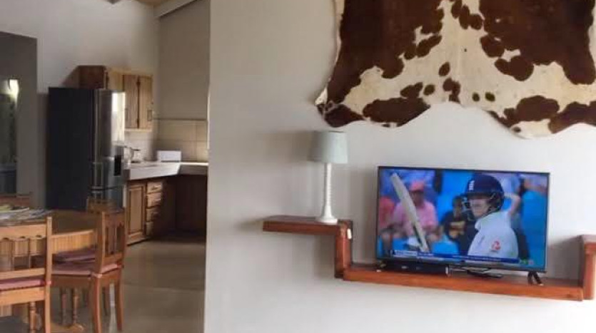 Large Sea View Property Shaka's Rock on Auction Property Images