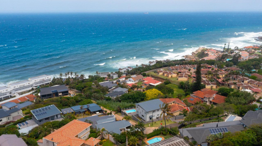 Large Sea View Property Shaka's Rock on Auction Property Images