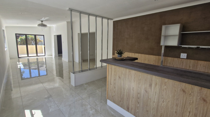 PORTFOLIO DISPOSAL: Newly Renovated Durban North Home Property Images