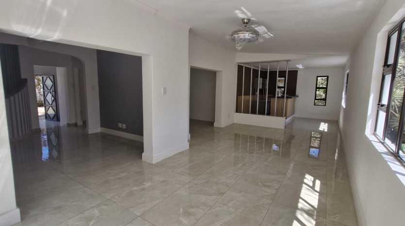PORTFOLIO DISPOSAL: Newly Renovated Durban North Home Property Images