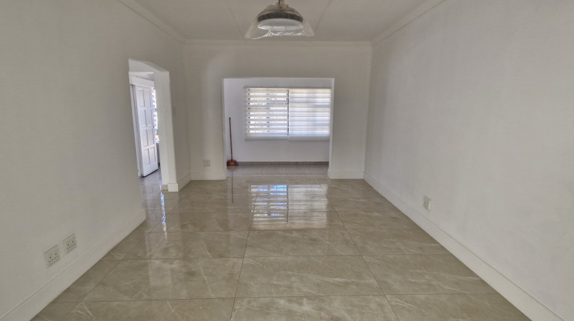 PORTFOLIO DISPOSAL: Newly Renovated Durban North Home Property Images