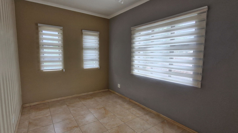 PORTFOLIO DISPOSAL: Newly Renovated Durban North Home Property Images