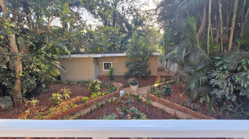 PORTFOLIO DISPOSAL: Newly Renovated Durban North Home Property Images